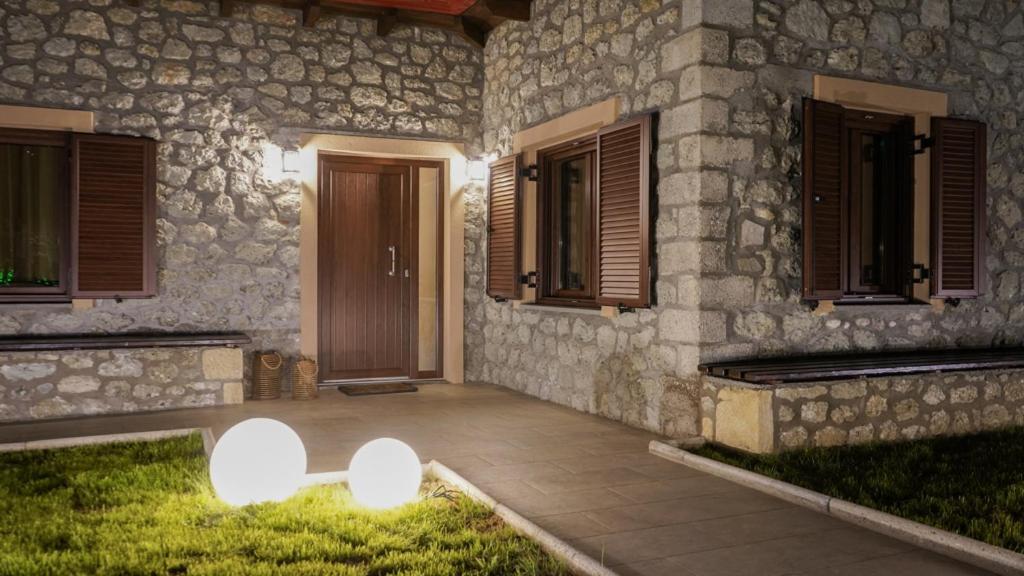 Guesthouse Pyxari カランバカ エクステリア 写真