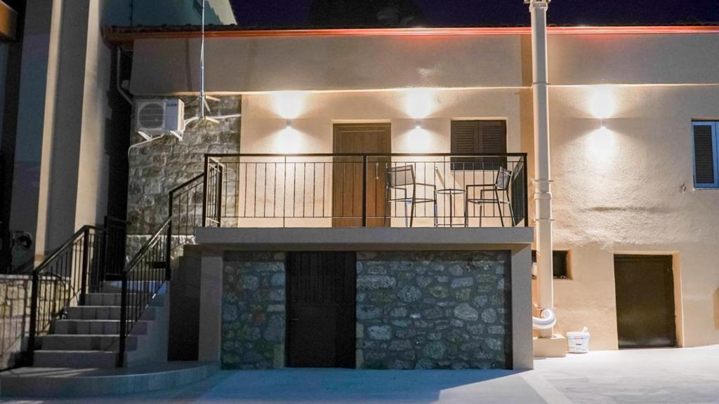 Guesthouse Pyxari カランバカ エクステリア 写真
