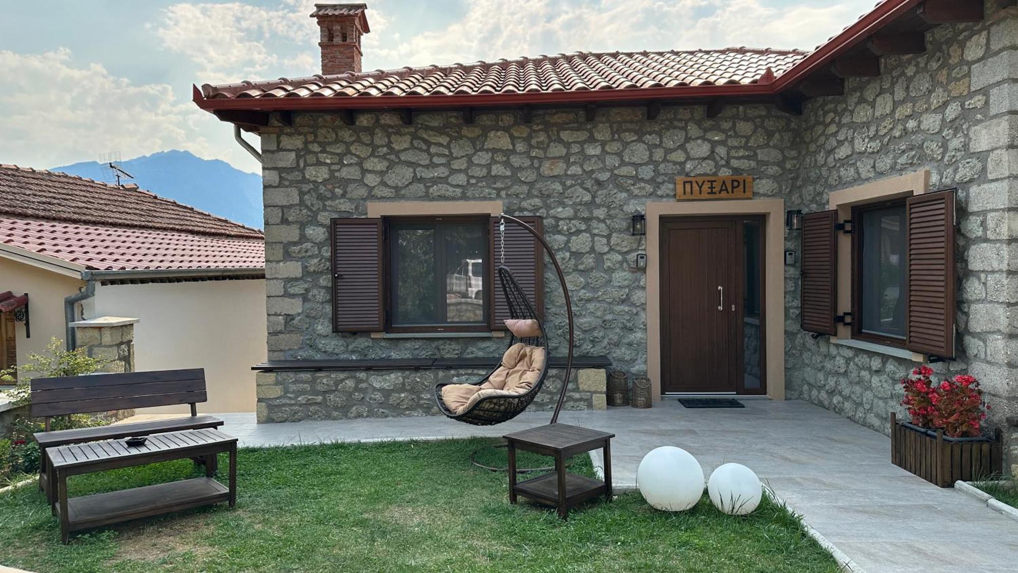 Guesthouse Pyxari カランバカ エクステリア 写真